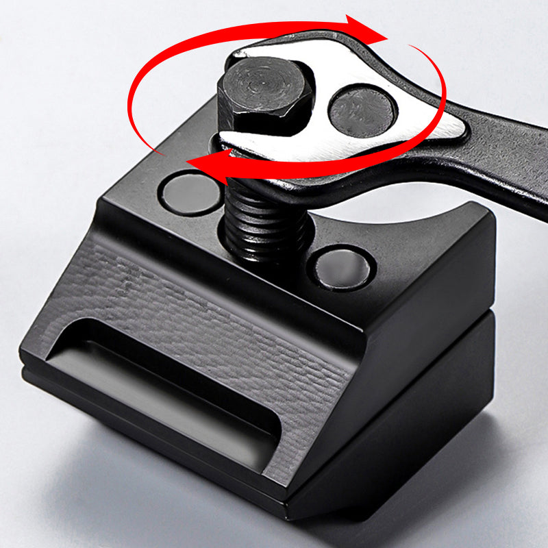 StålFix Separator – Kraftfullt verktyg för enkelt bilunderhåll